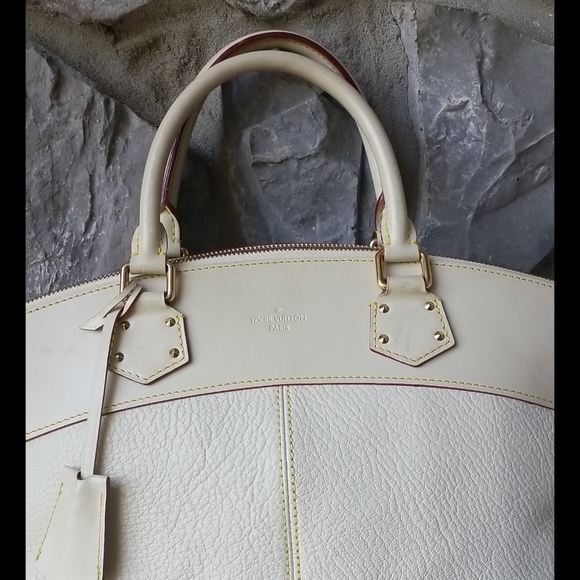 Louis Vuitton Lock It - Picture 2 of 12